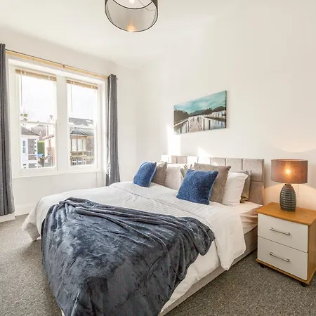 Feriehus Stunning 5-bed Maisonette In Bristol